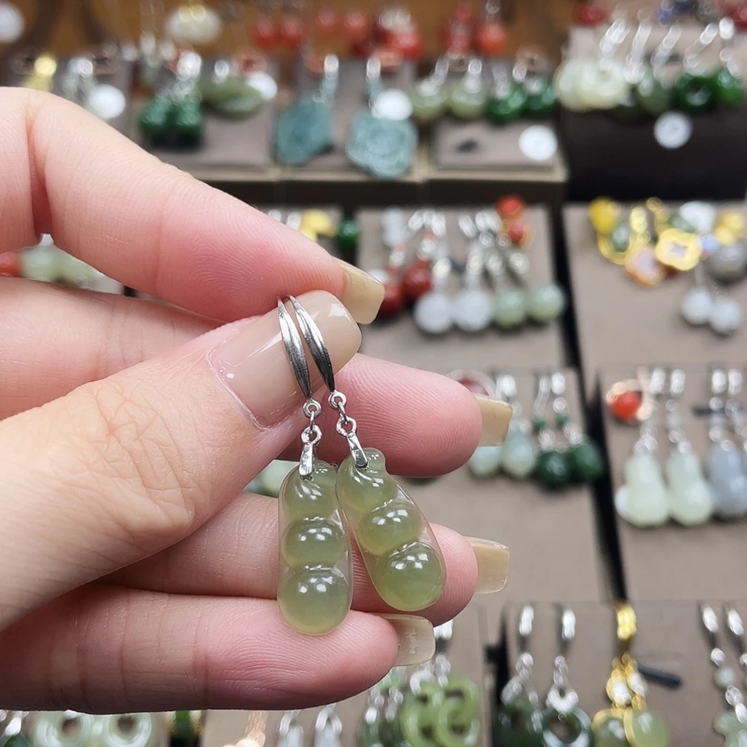 和田玉银S925镶嵌耳饰