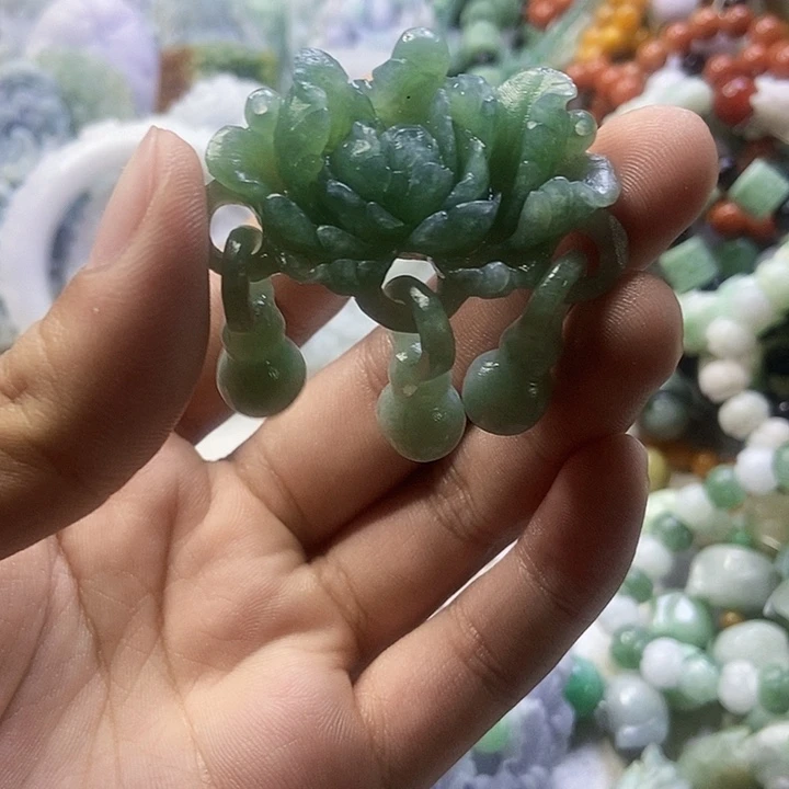 定制翡翠未镶嵌天然翡翠