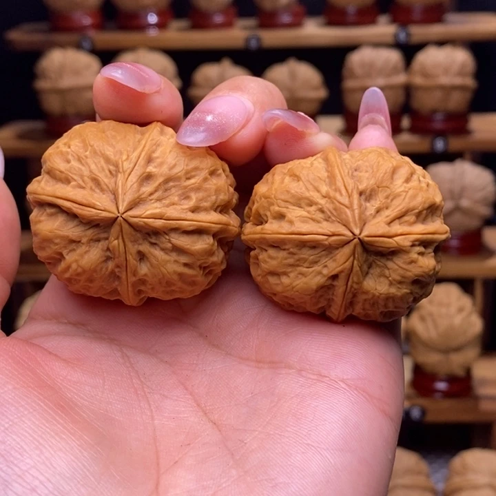 文玩核桃把件山崎四棱30