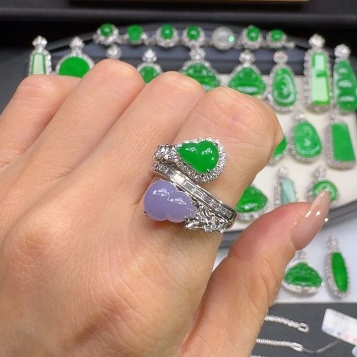 翡翠18K金镶嵌戒指收到货48小时鉴赏期