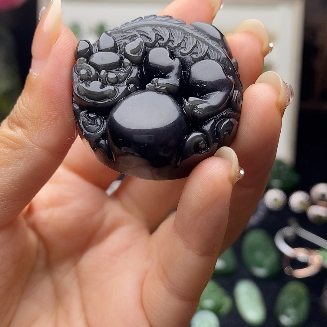 黑曜岩未镶嵌颈饰