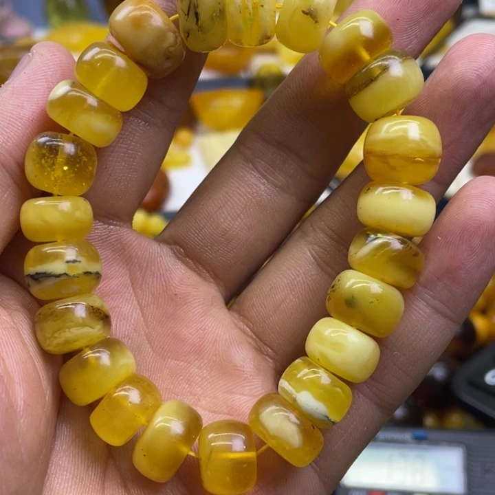 未镶嵌琥珀珠宝奇石