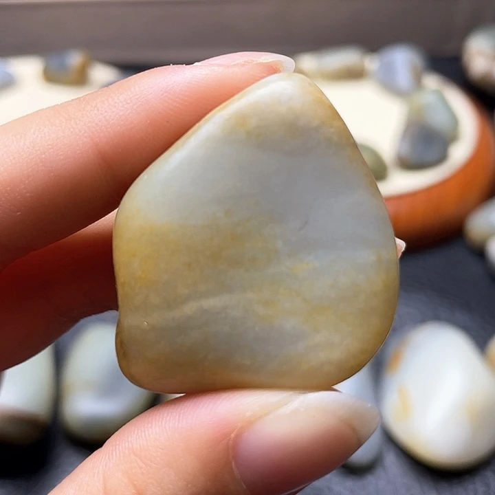 和田玉颈饰未镶嵌31