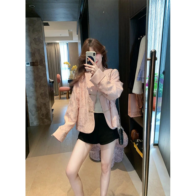 2025秋季新款新中式国风减龄盘扣短款长袖外套高腰百搭休闲短裤女