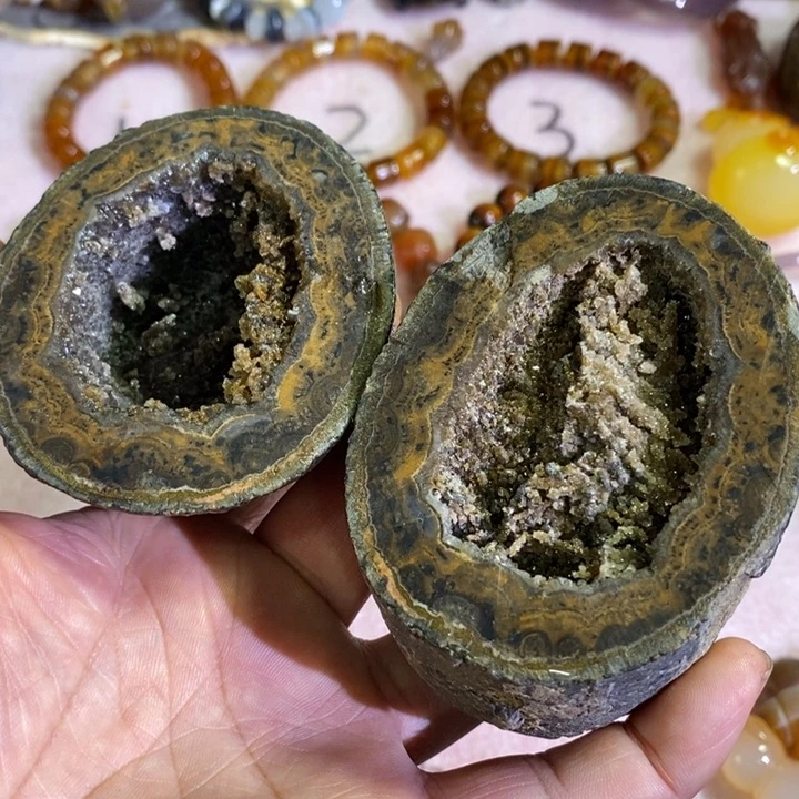 玛瑙/玉髓未镶嵌珠宝奇石