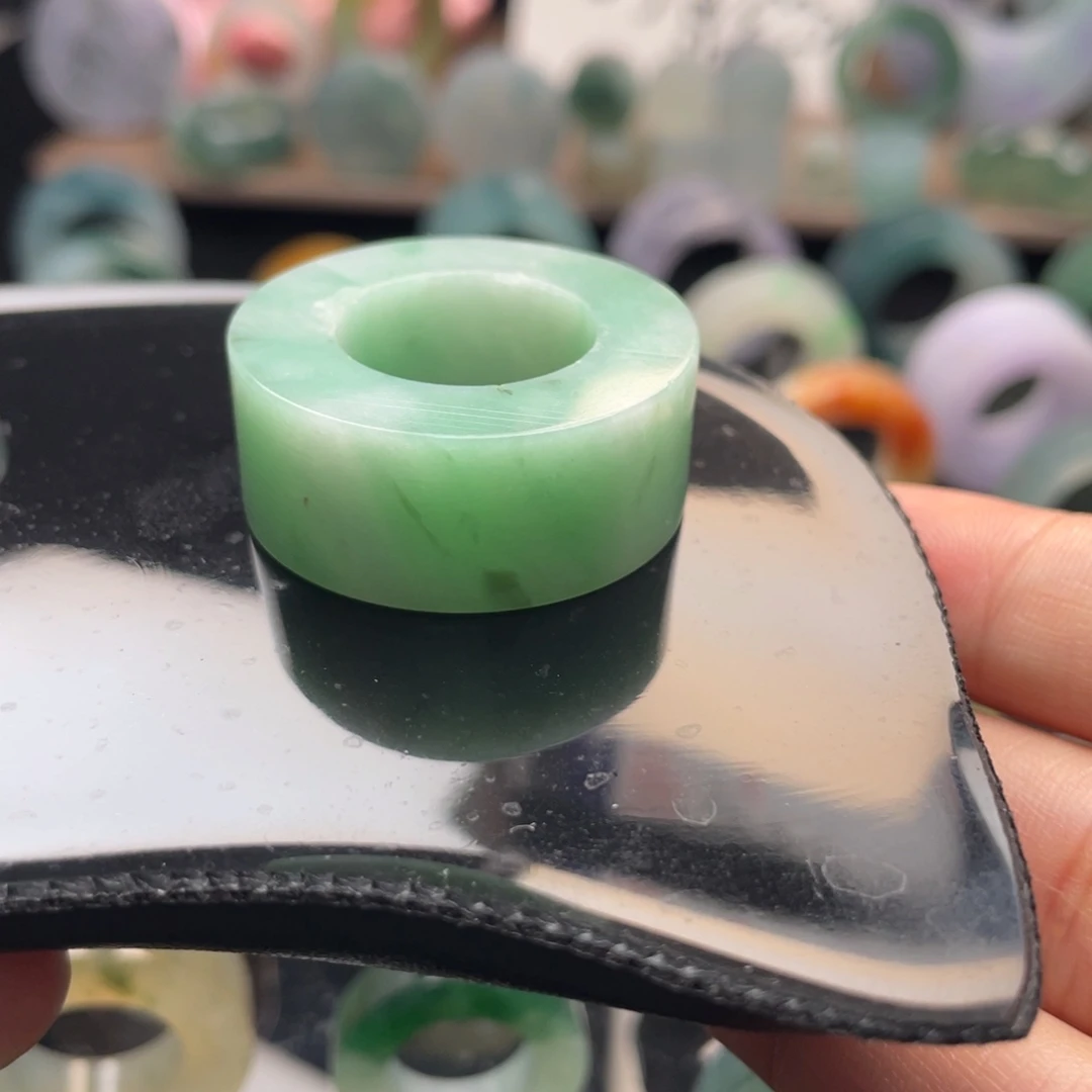 定制翡翠未镶嵌  大白菜（包容）