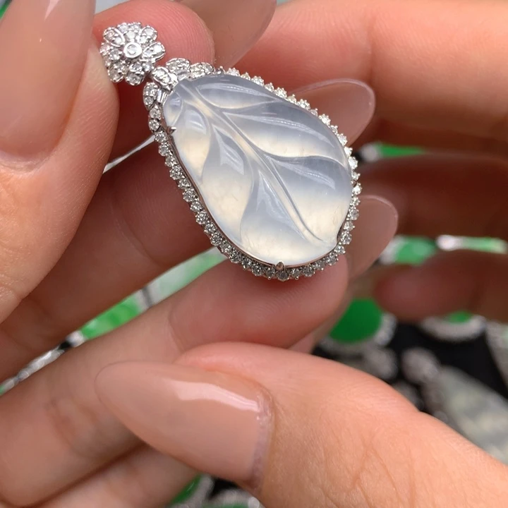 翡翠18K金镶嵌吊坠(不含链)