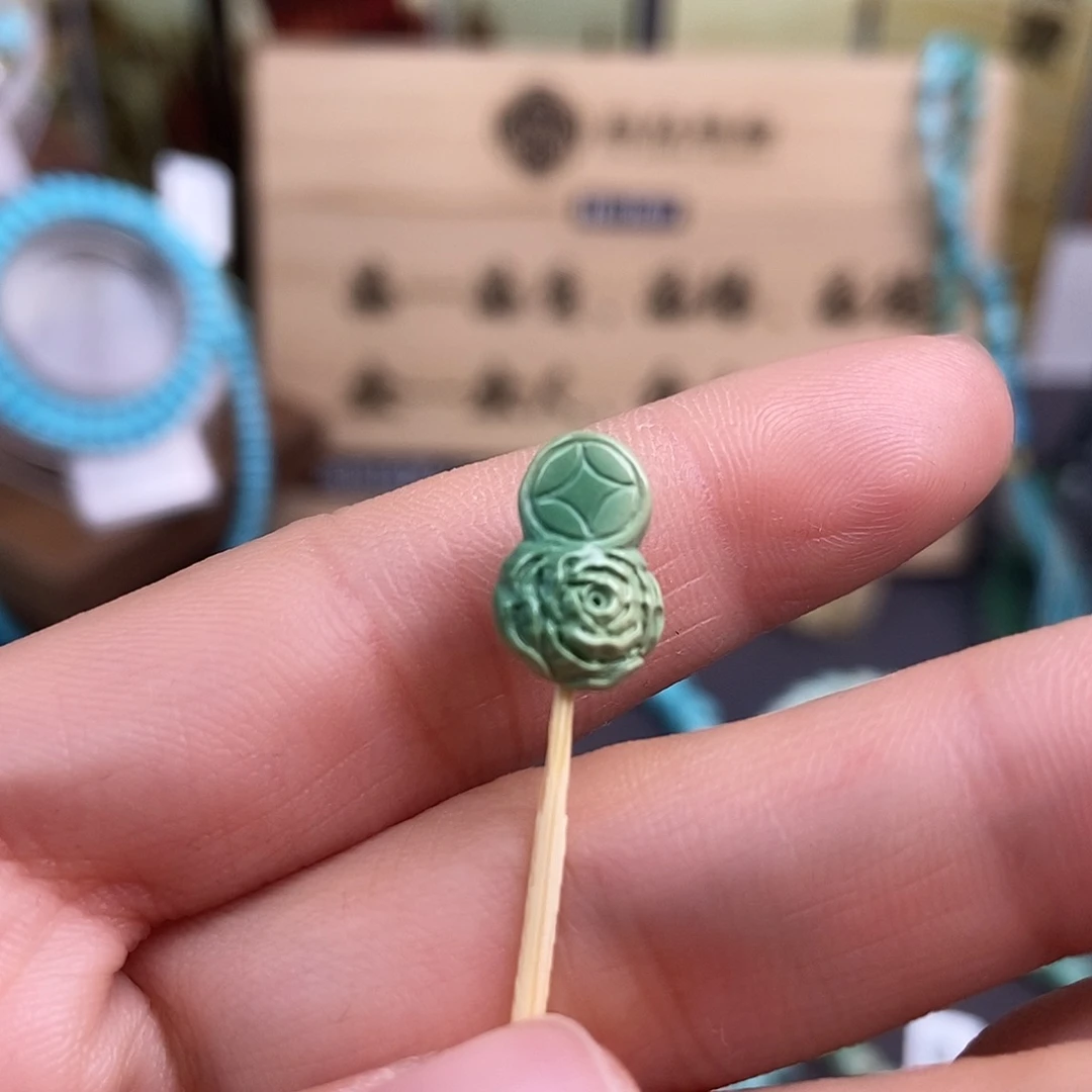 绿松石雕刻未镶嵌