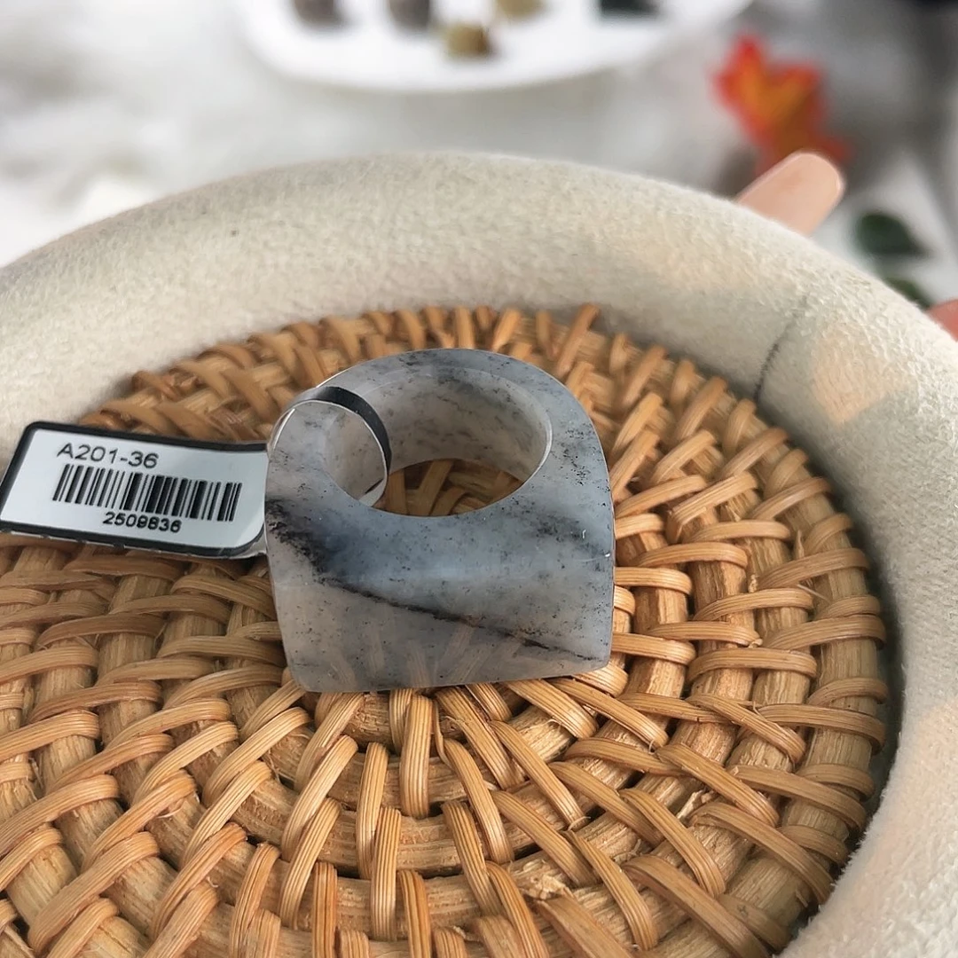 和田玉未镶嵌戒指c53 黑青花马鞍17.6