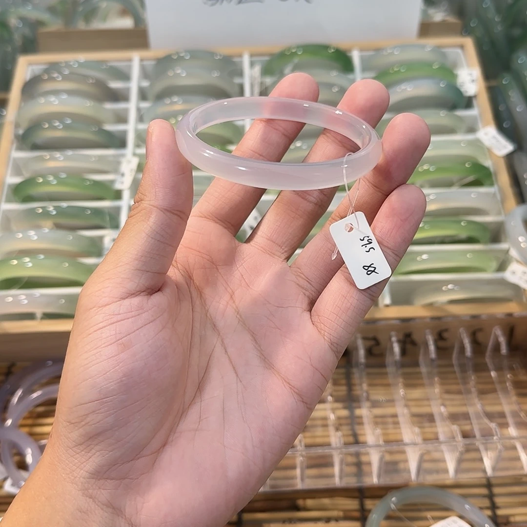 玛瑙/玉髓未镶嵌手镯圈口59.5