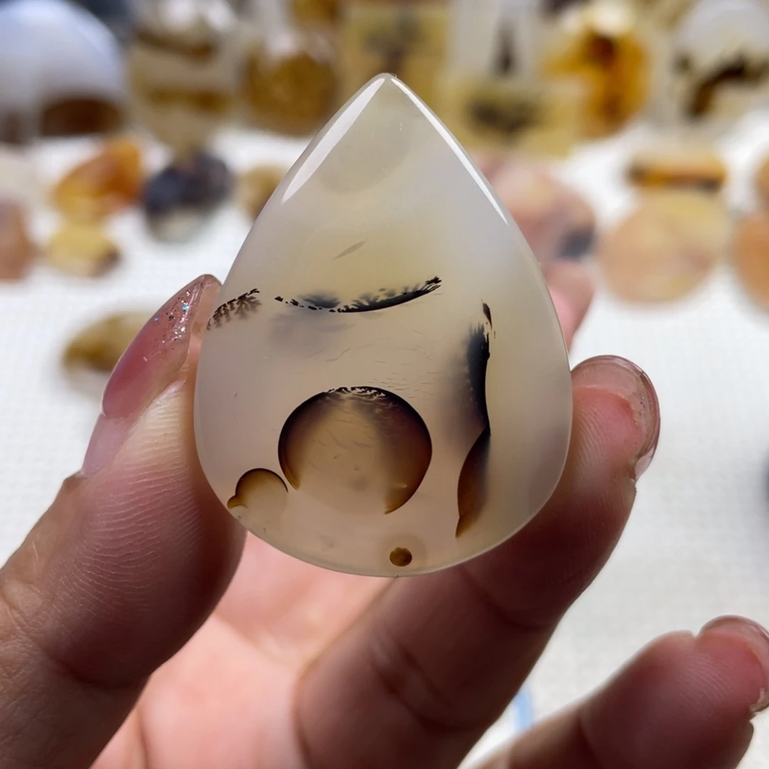 玛瑙/玉髓未镶嵌颈饰