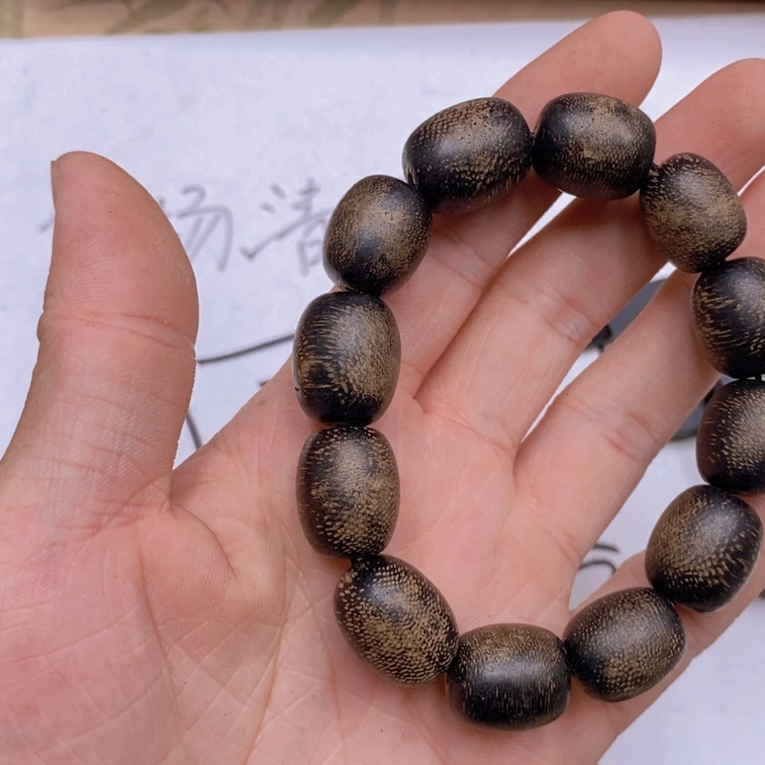 沉香木沉香香囊虫漏