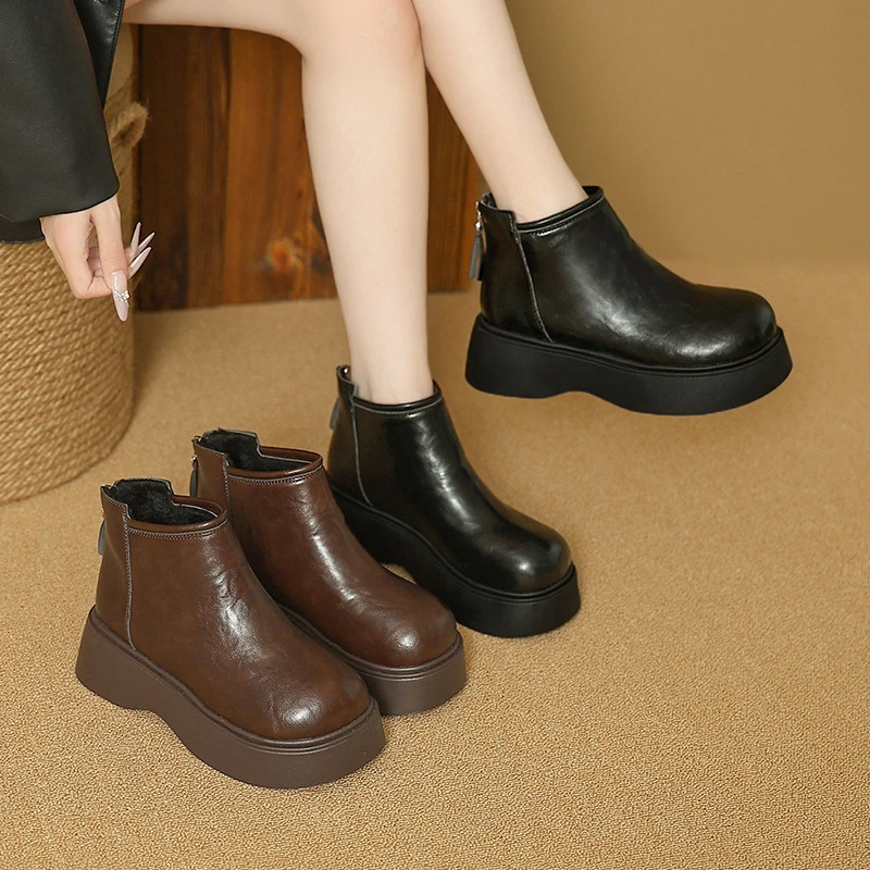 爆款软皮靴子短靴女洋气秋冬新款加绒百搭厚底短筒小个子女靴