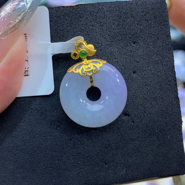 18K金镶嵌手链翡翠金**宝翡翠