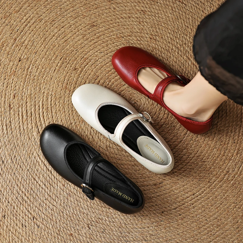 迈露迪秋季金属平底平跟浅口圆头单鞋粗跟中跟欧若精灵风6944