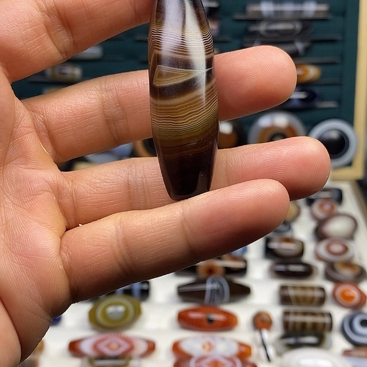 未镶嵌颈饰玛瑙/玉髓