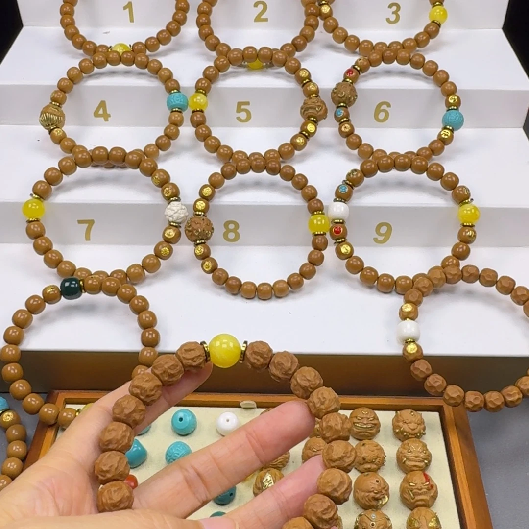 一***。吊坠文玩核桃猴头手串