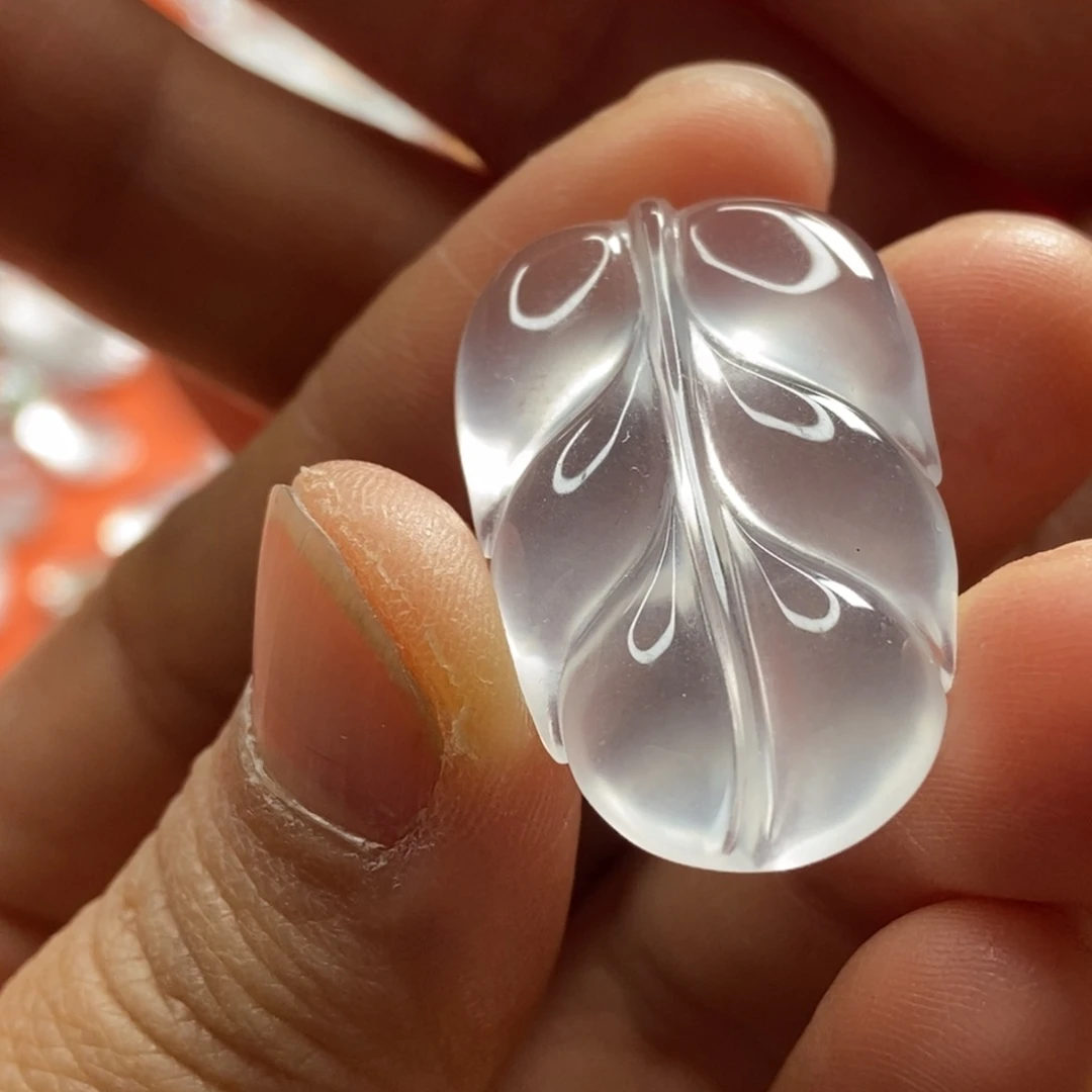 石英质玉颈饰未镶嵌