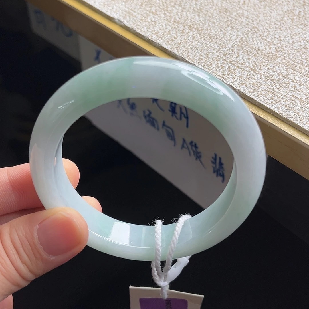 翡翠未镶嵌手镯手镯