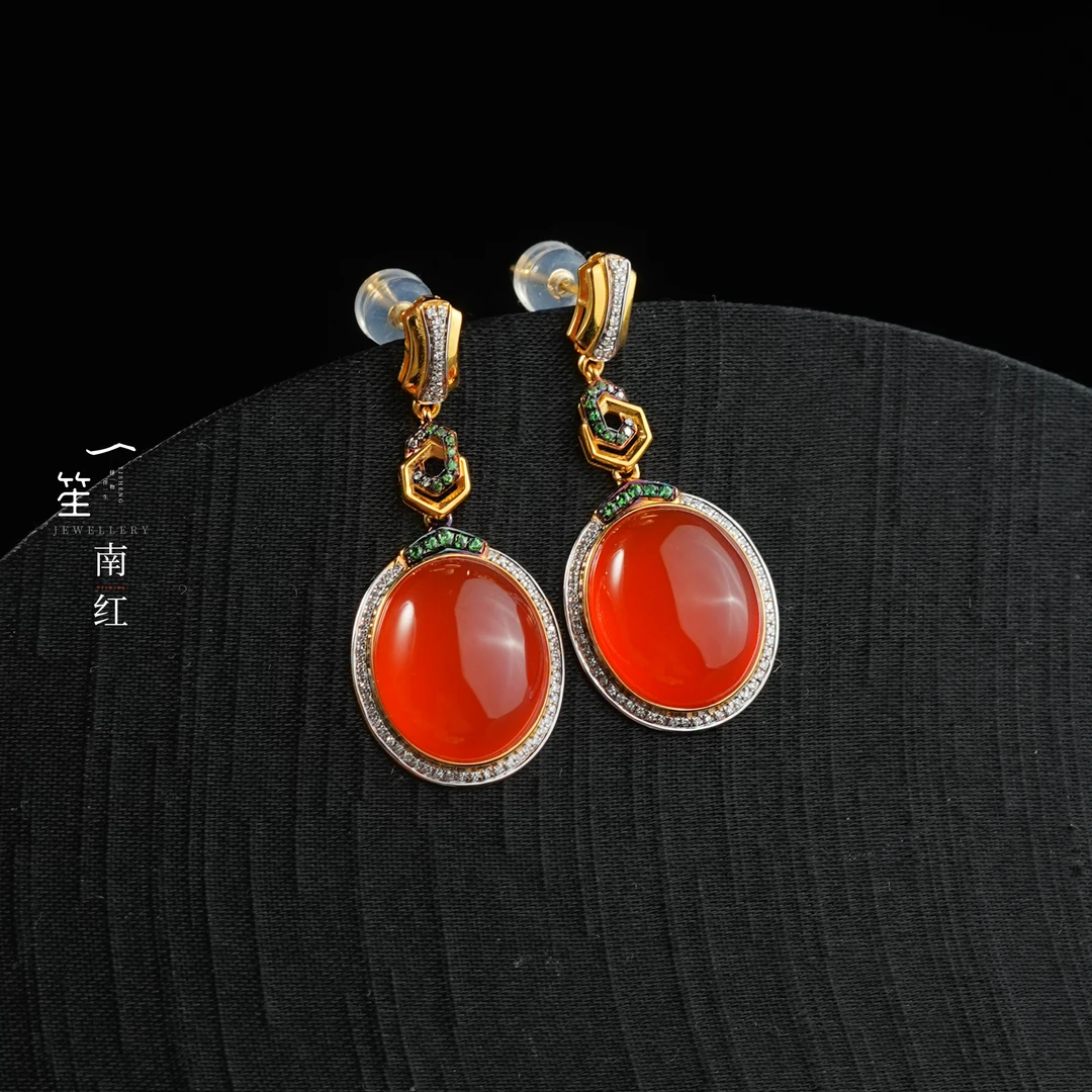 【一笙珠宝】天然南红收藏级蛋面耳钉耳饰18k镶嵌约裸石约15x12x6mm