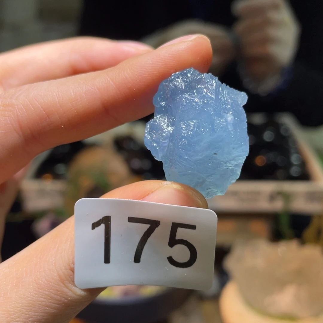 未镶嵌珠宝半成品水晶