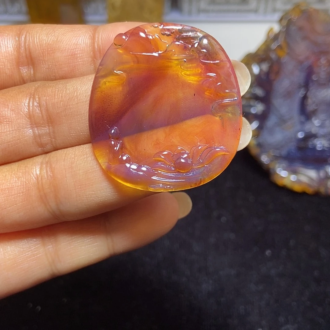 琥珀颈饰未镶嵌缅甸天然琥珀吊坠
