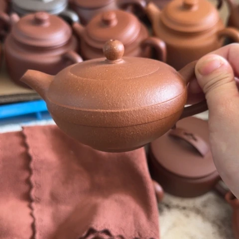 茶壶紫砂金降坡泥180cc
