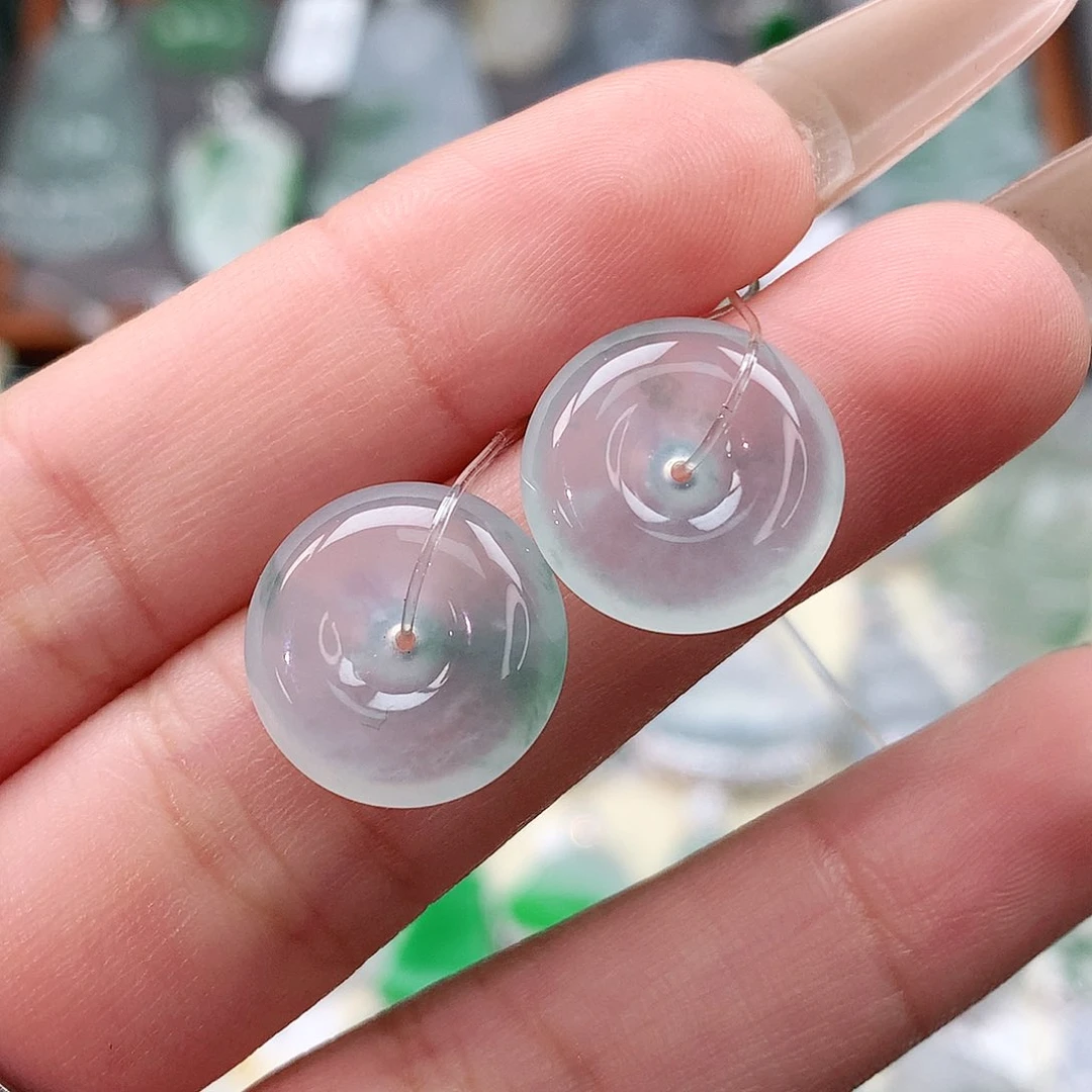 颈饰未镶嵌翡翠扣