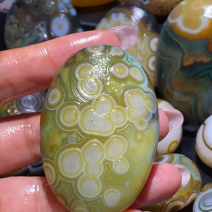 玛瑙/玉髓未镶嵌珠宝奇石76