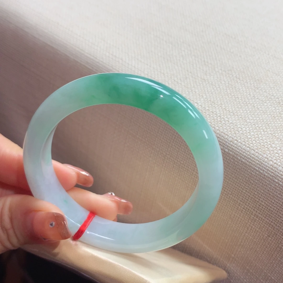 翡翠手镯未镶嵌19号