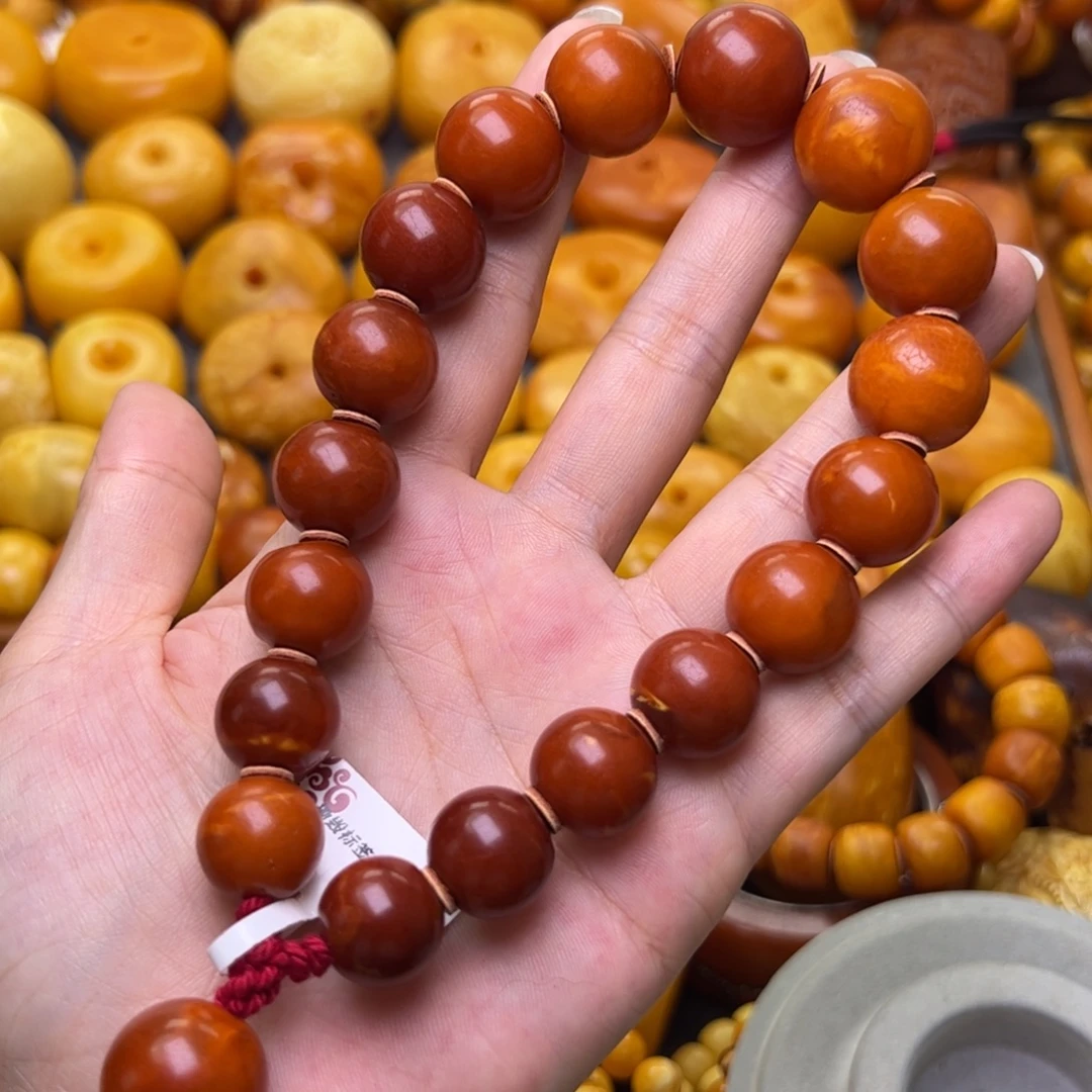 琥珀未镶嵌珠宝奇石手持