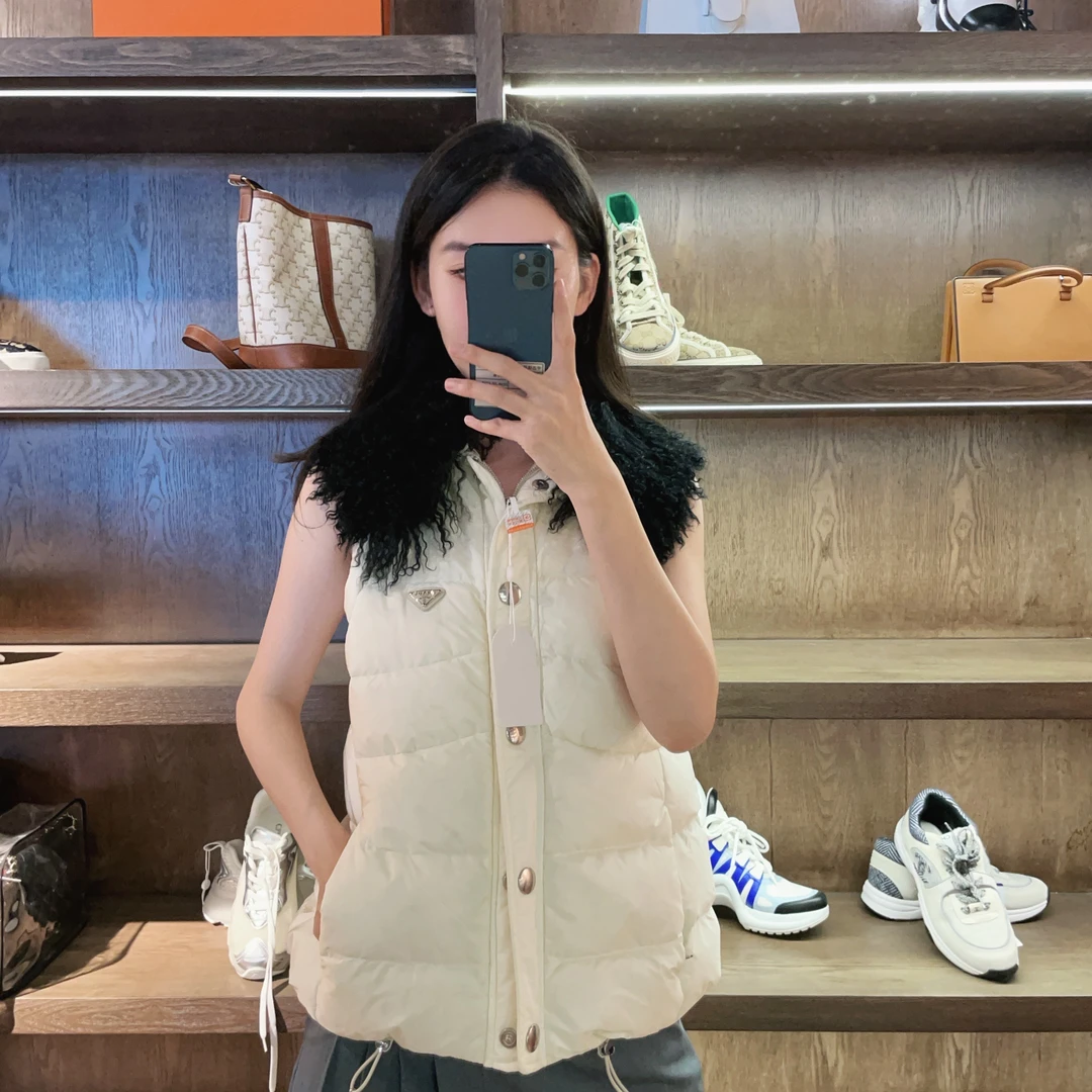 95新 Prada/普拉达 麦殿/羽绒服白色/250627SYN6F90