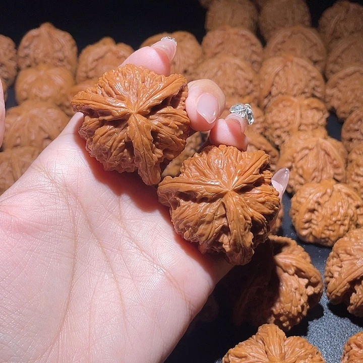 明***有吊坠文玩核桃好的