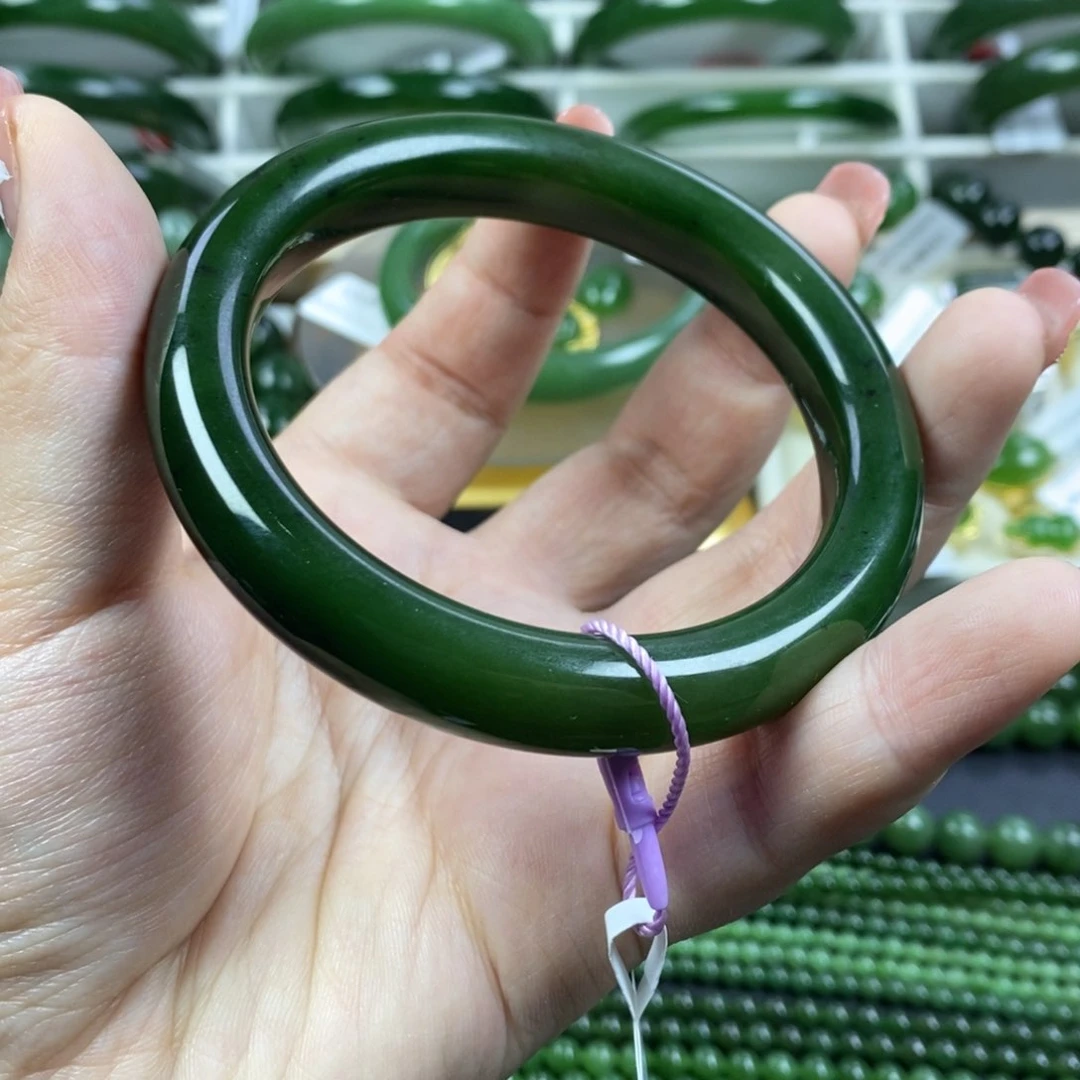 和田玉（碧玉）手镯未镶嵌