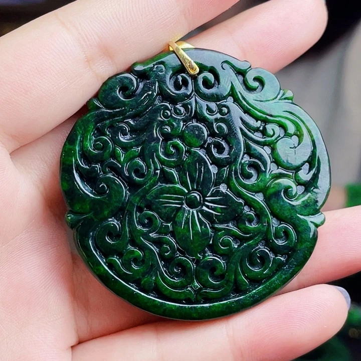 翡翠银S925镶嵌颈饰多样性