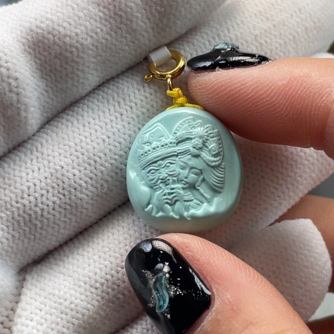 绿松石未镶嵌挂件