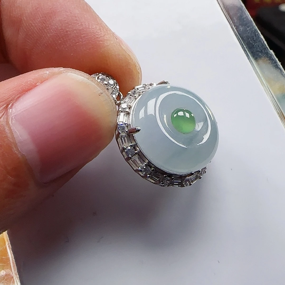 定制翡翠未镶嵌翡翠