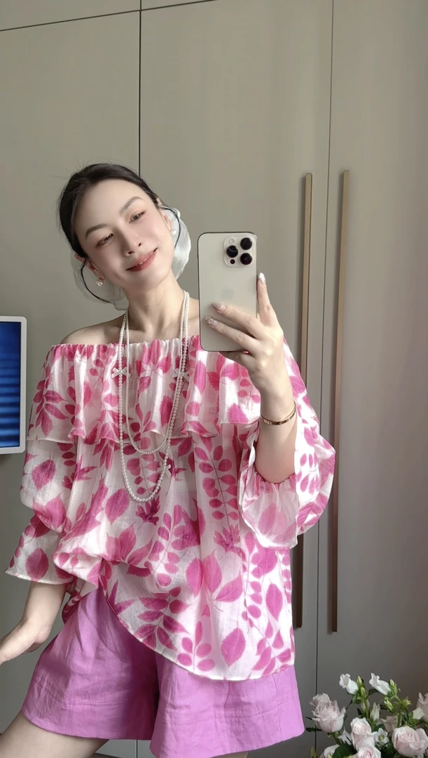 韩系定制面料两穿领碎花大衫+麻短裤