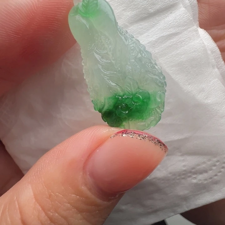定制翡翠未镶嵌包抛光