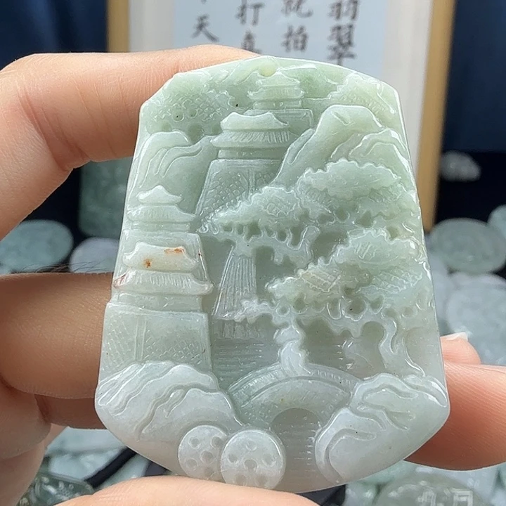 翡翠未镶嵌颈饰翡翠