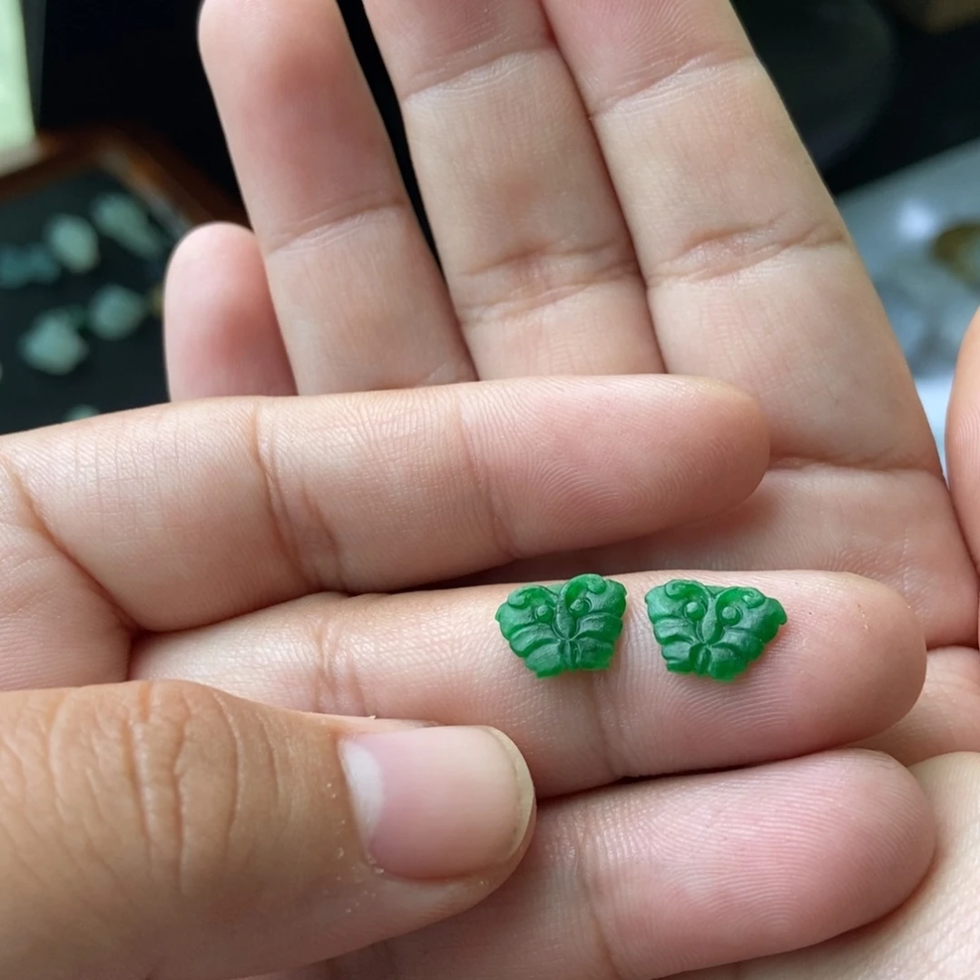 定制翡翠未镶嵌蝴蝶