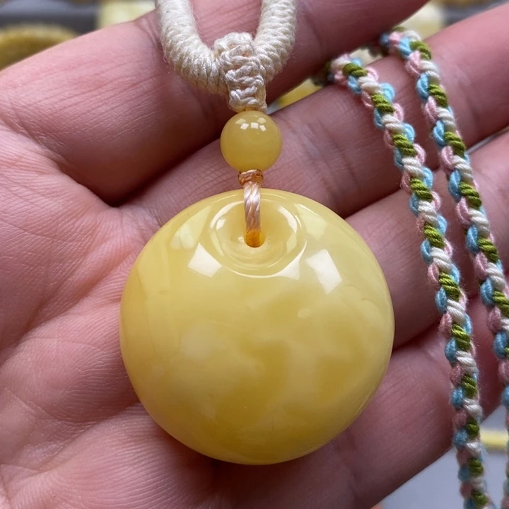 琥珀未镶嵌颈饰吊坠