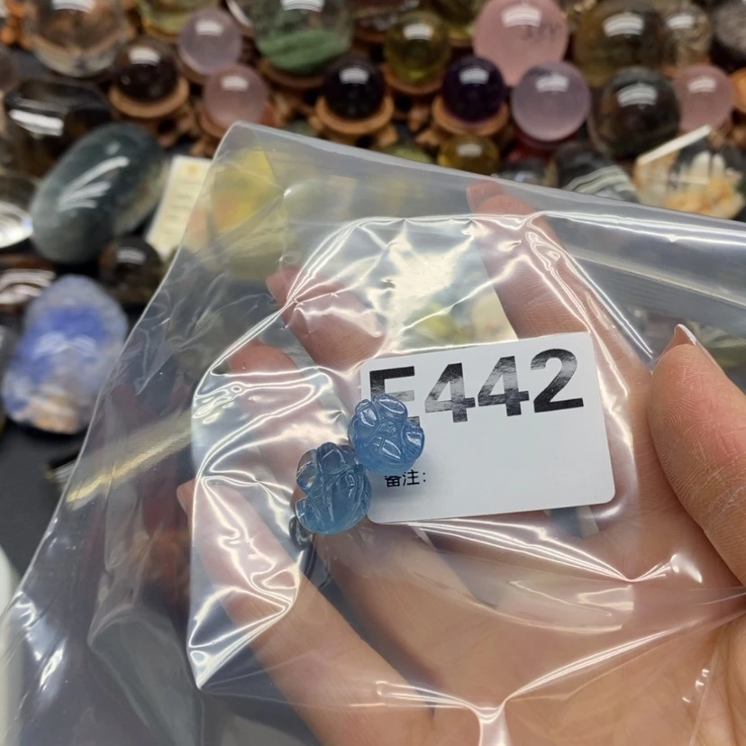 【闪购商品】水晶摆件精品未镶嵌手***9