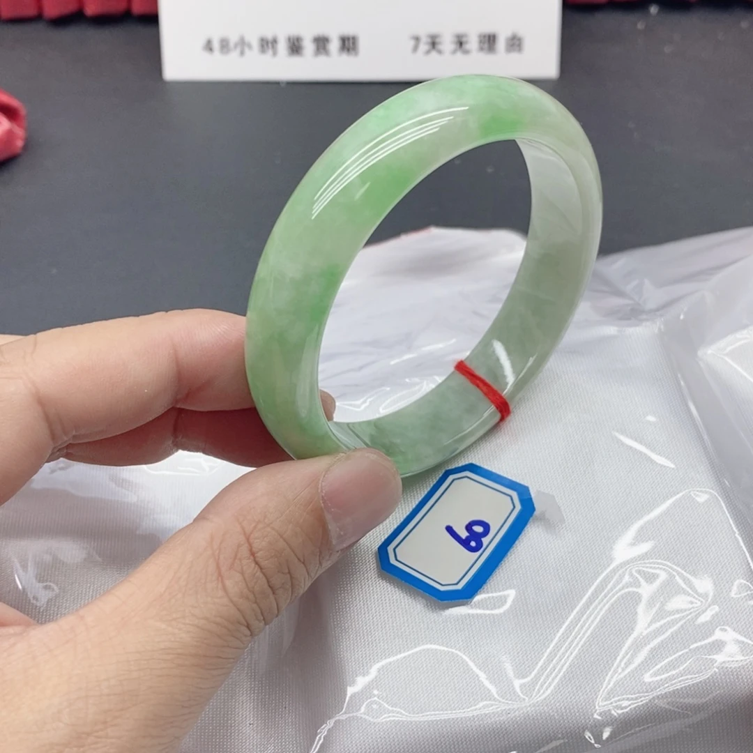 冰***卢岫玉未镶嵌手镯翡手镯60