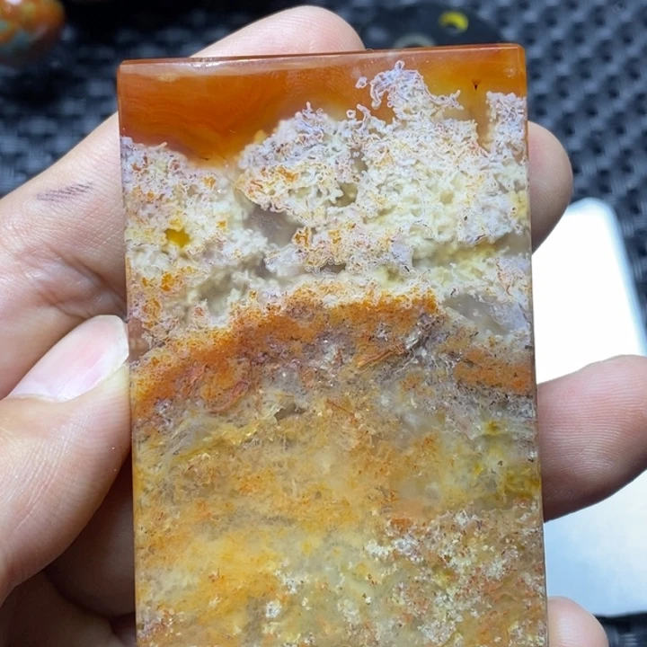 吉***烤玛瑙/玉髓未镶嵌1