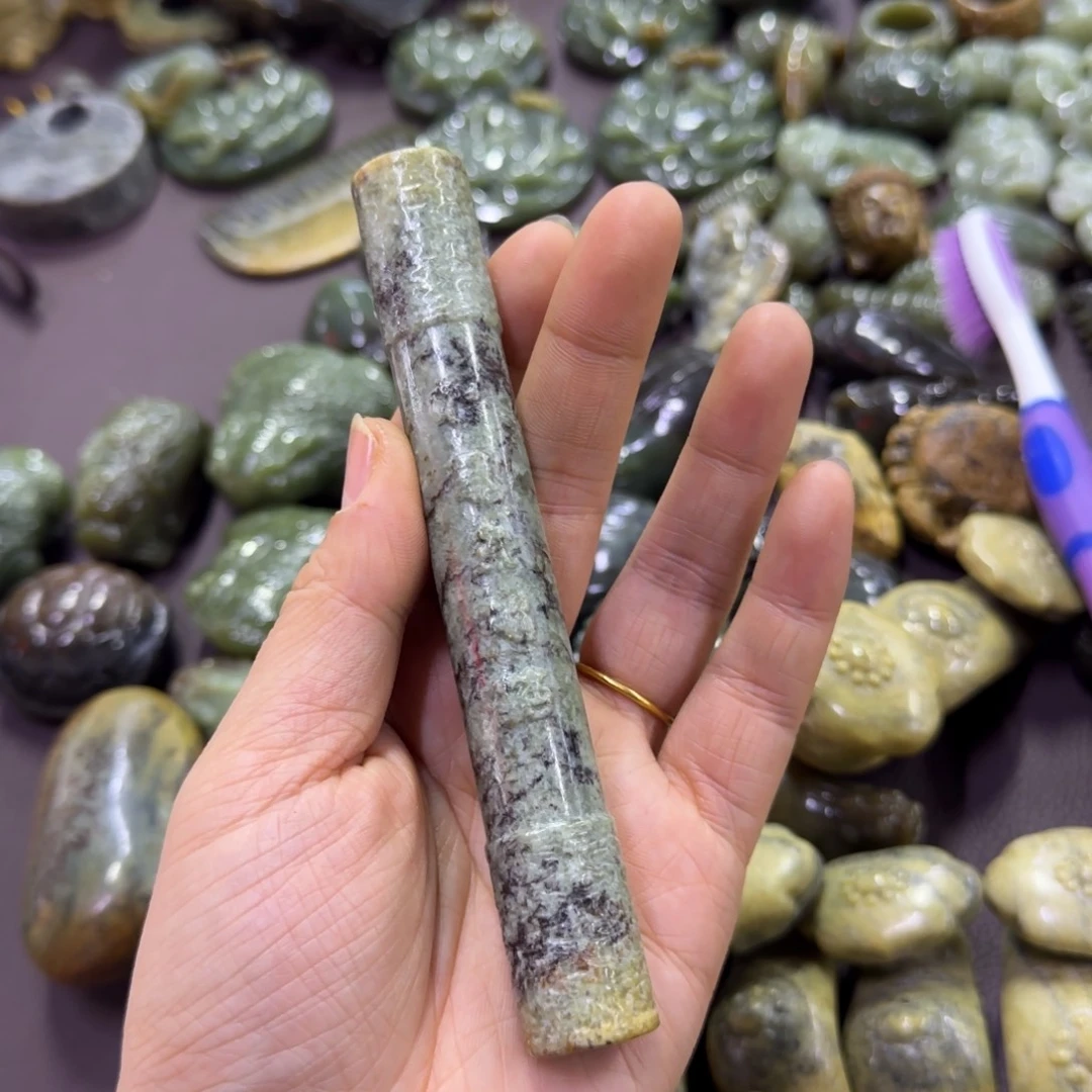 岫岩河磨玉（透闪石质玉）未镶嵌颈饰