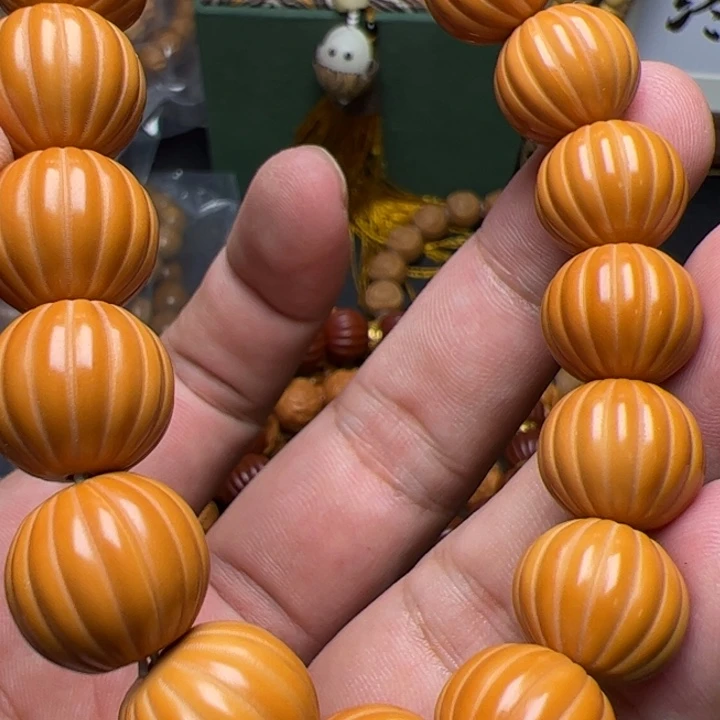 猴头核桃吊坠几句