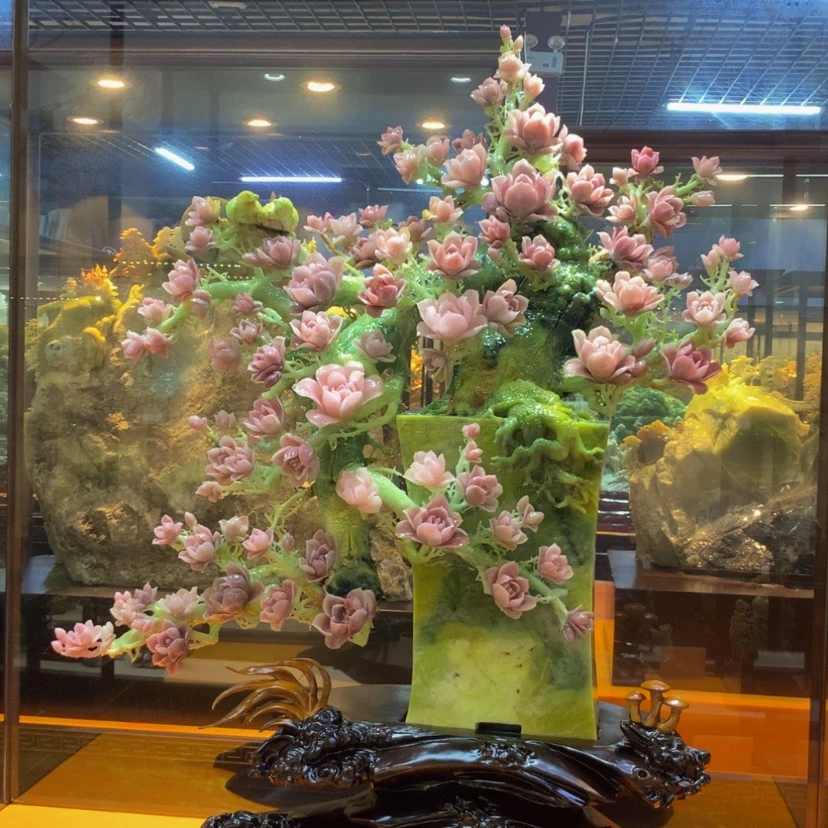 【闪购商品】蛇纹石玉未镶嵌摆件覆膜