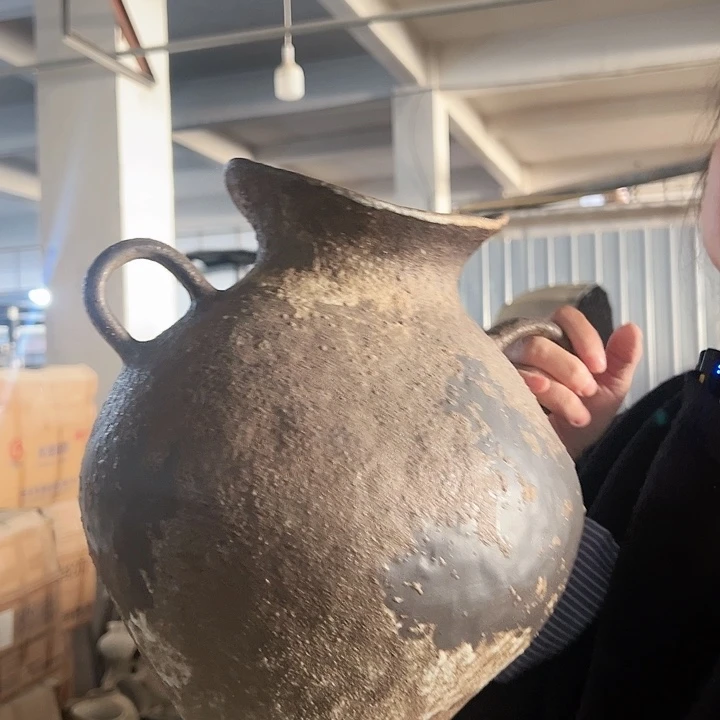 景德镇陶瓷花瓶工厂