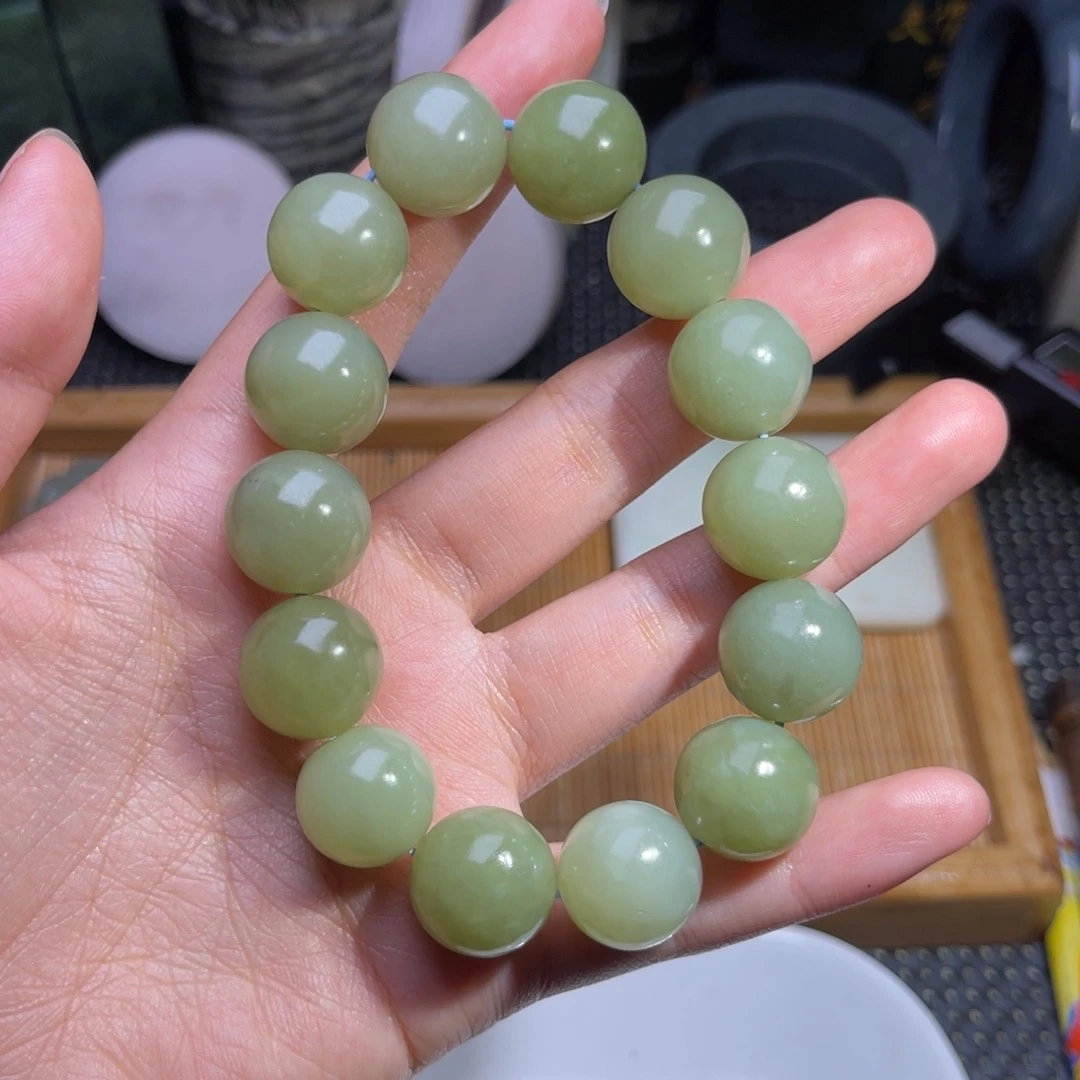 未镶嵌和田玉珠宝半成品z****?